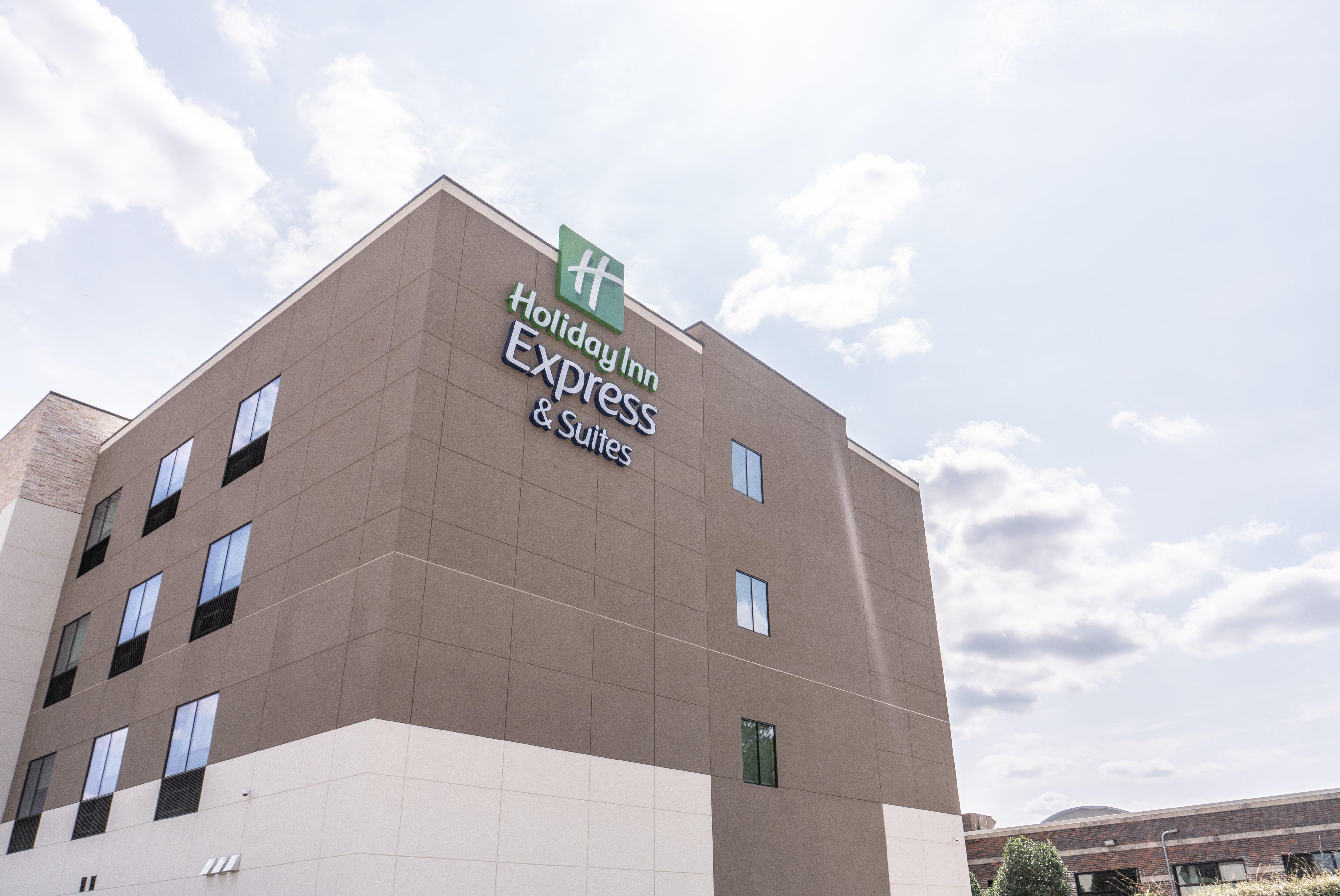 Holiday Inn Express & Suites - Birmingham - Homewood Exterior foto